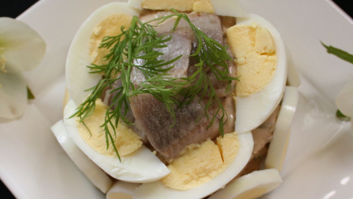 Śledzie z jajkiem sprawdzą się na każdą okazję