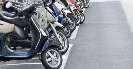 Kary za jazdę "odblokowanym" motorowerem. Stracisz nie tylko dowód rejestracyjny