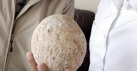Izrael. Mężczyzna bał się końca świata. Zdecydował się zwrócić artefakt mający 2000 lat