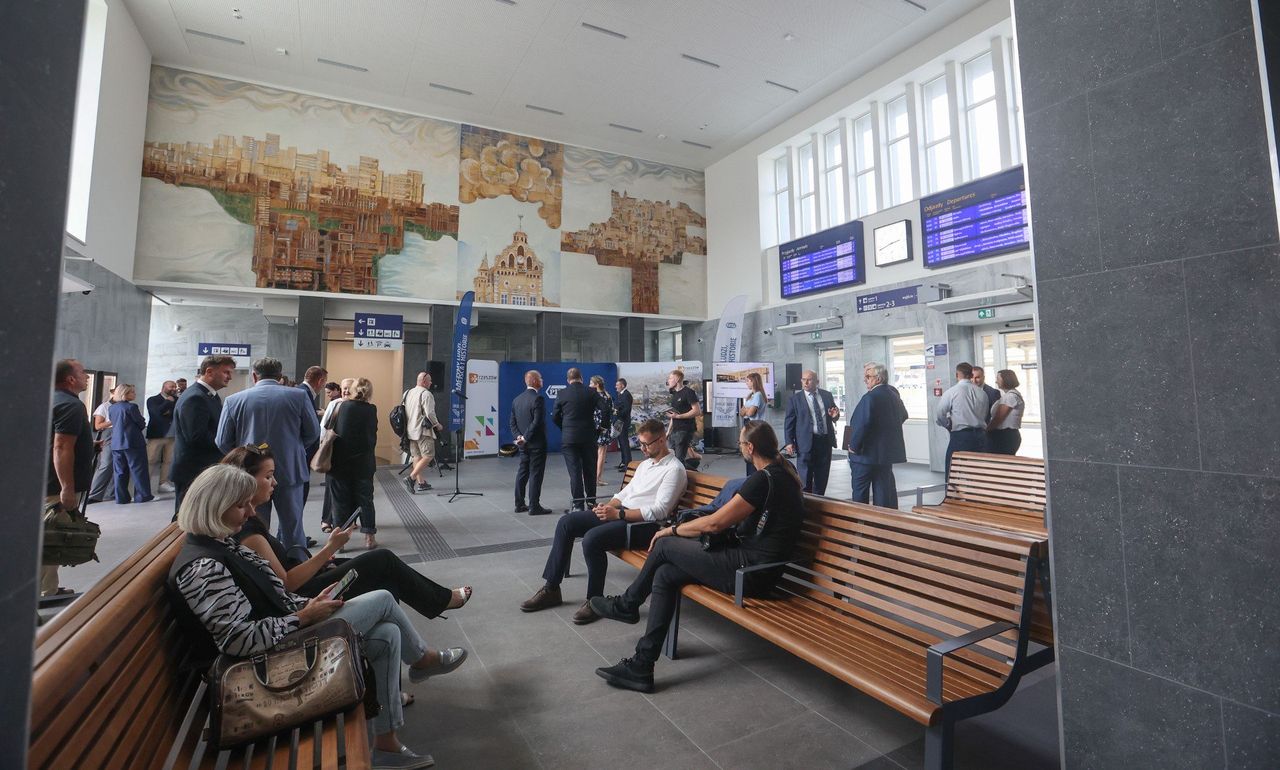 Rzeszów: Oficjalne otwarcie zmodernizowanego dworca kolejowego