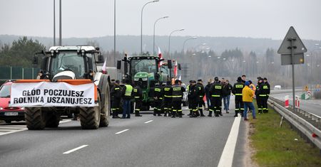 Wypadek na proteście rolników. Wściekła się i potrąciła policjanta