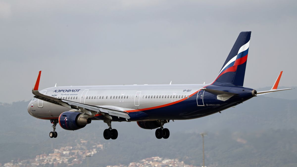 Airbus A321, from russian Aeroflot company, getting ready to land at Barcelona airport, in Barcelona on 25th february 2022.  -- (Photo by Urbanandsport/NurPhoto via Getty Images)