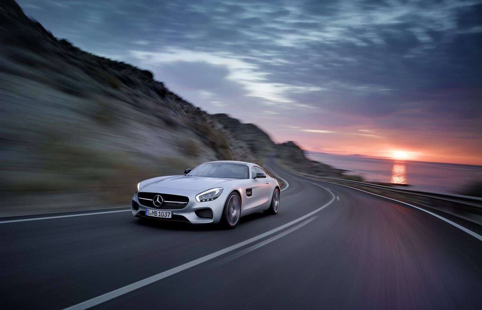 Mercedes-AMG GT na ponad 180 zdjęciach! 139