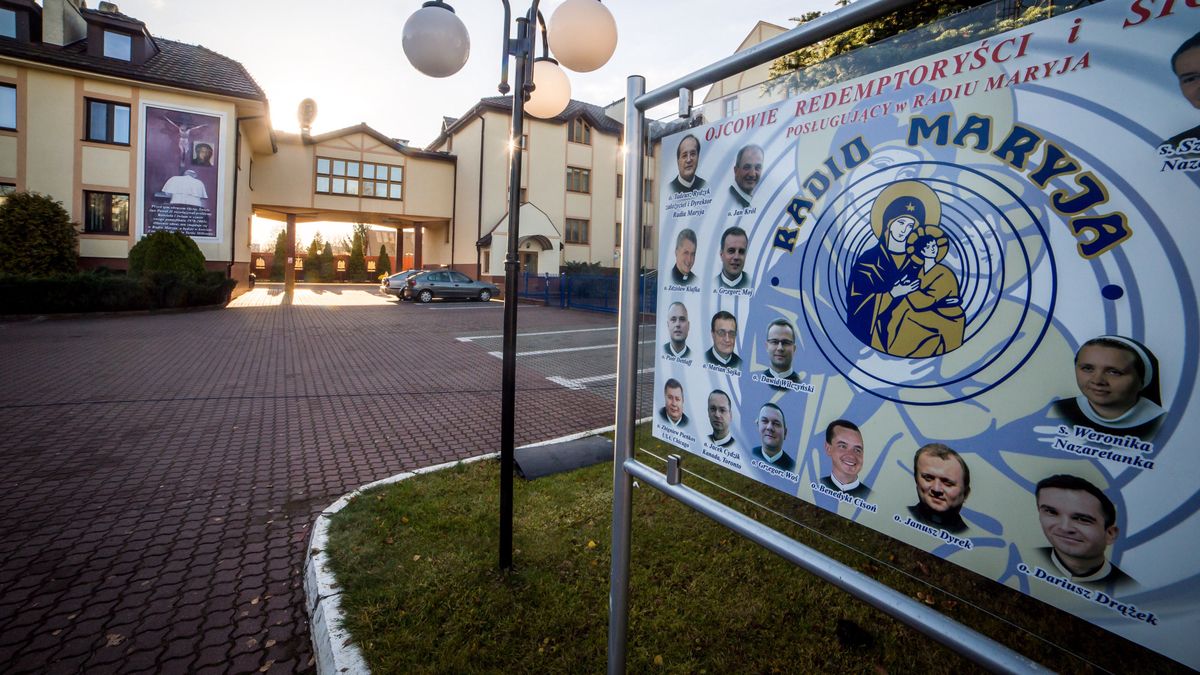 37-latek podpalił samochód pod Radiem Maryja