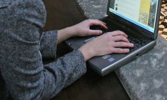 Pikantne zdjęcia na koncie ministra Włodzimierza Bernackiego. "Zostało przejęte przez hakerów"