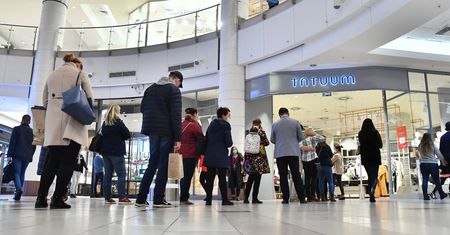 Oszczędności Polaków coraz mniej warte. Nie stać nas na dalsze odkładanie