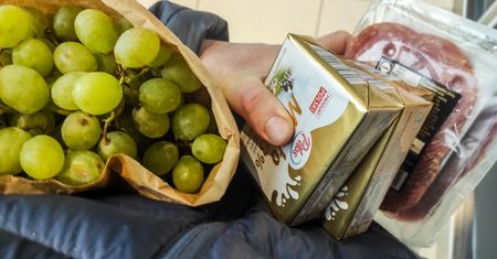 Ten produkt drenuje portfele Polaków. Oto raport z paragonów