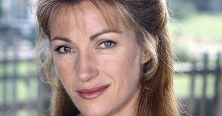 Jane Seymour nie wstydzi się zmarszczek. Zachwyca naturalnością