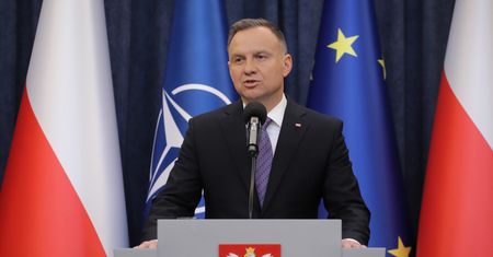 Prezydent Duda nie wybrał się na marsz. Wyjechał z Warszawy?