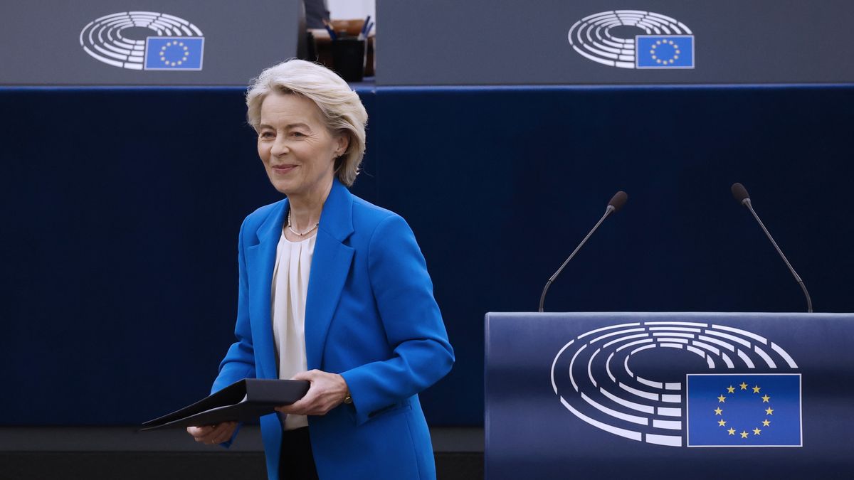 President of the European Commission Ursula von der Leyen leaves the rostrum following her speech during the European Parliament plenary session in Strasbourg, France, 21 January 2026. The current plenary session runs from 19 to 22 January 2026. EPA/YOAN VALAT Dostawca: PAP/EPA.