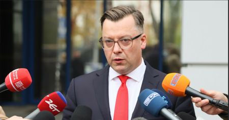 Sąd "uwzględnił w całości". Areszt dla podejrzanych ws. FS