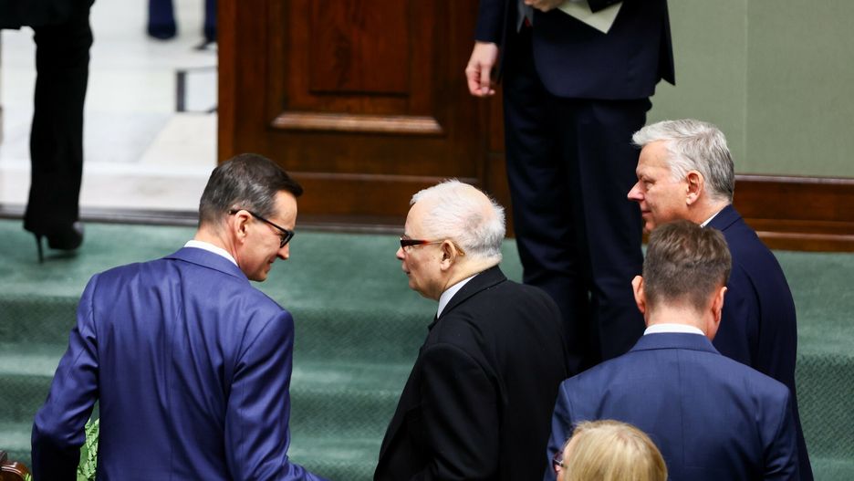 Posiedzenie Sejmu 11 grudnia
11.12.2023 Warszawa Sejm Cd. 1. posiedzenia Sejmu X kadencji Fot. Andrzej Iwanczuk/REPORTER
N/z: Mateusz Morawiecki, Jaroslaw Kaczynski, Marek Suski
Andrzej Iwanczuk/REPORTER