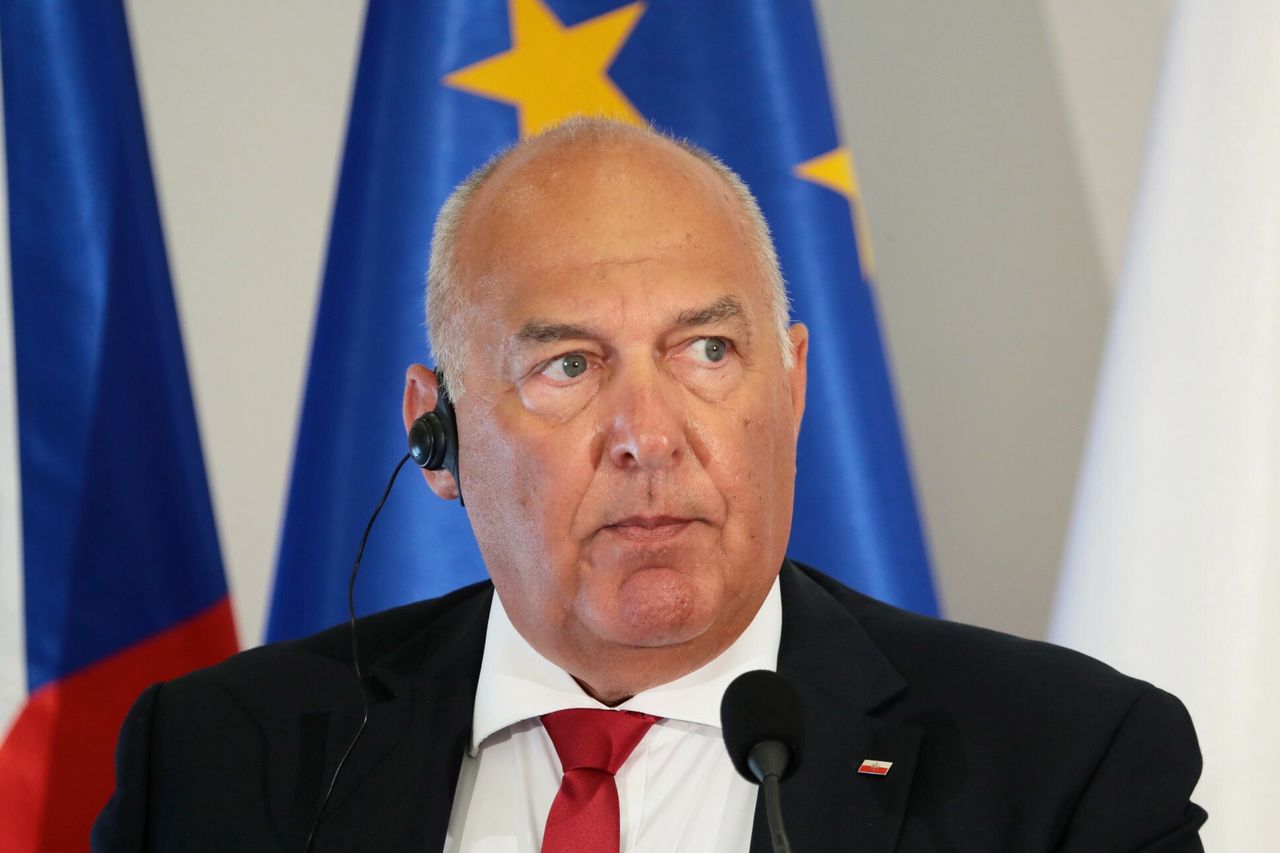 Polski Ład zabierze pieniądze samorządom? Minister finansów stawia sprawę jasno