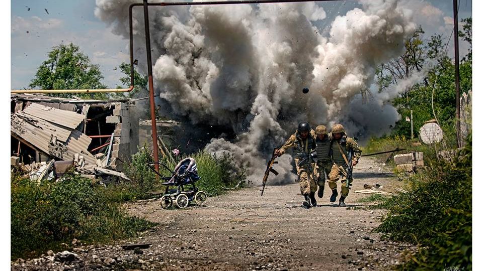 Ustawione zdjęcie doprowadziło do zwolnienia ukraińskiego fotografa wojennego 1