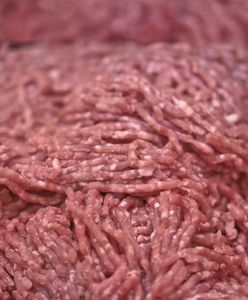 Mięso ważymy przed czy po zmieleniu? Oto odpowiedź sieci sklepów
