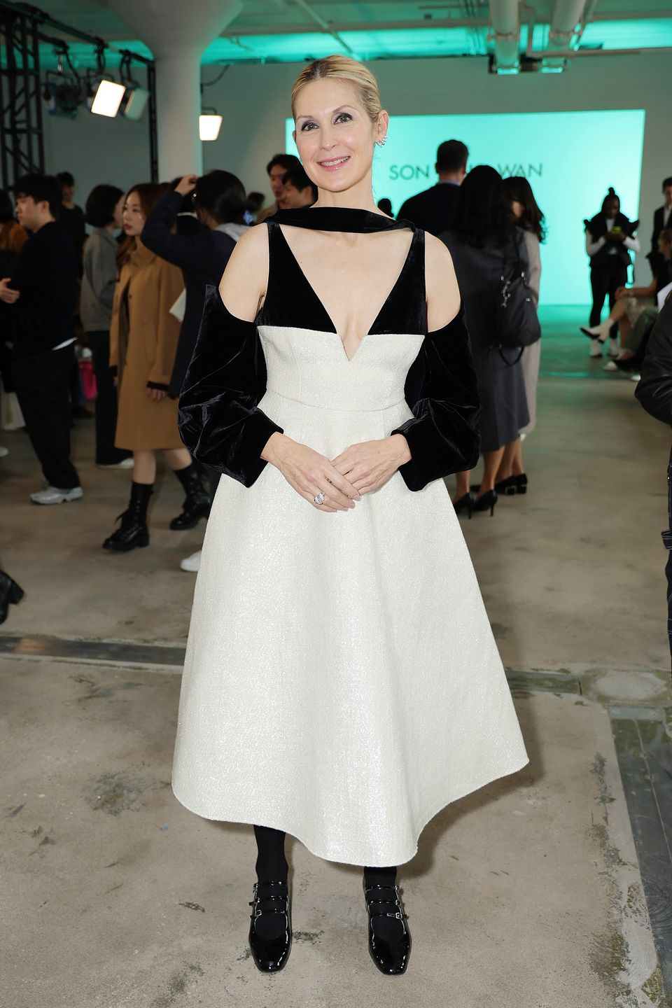 Kelly Rutherford w butach Mary Jane