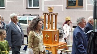 Procesja Jadwiżańska 2025. Procesja z relikwiami św. Jadwigi przeszła ulicami Radomska