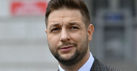 Patryk Jaki bez ogródek o szefie PO: "Tusk podejmuje decyzje korzystne dla Niemiec"