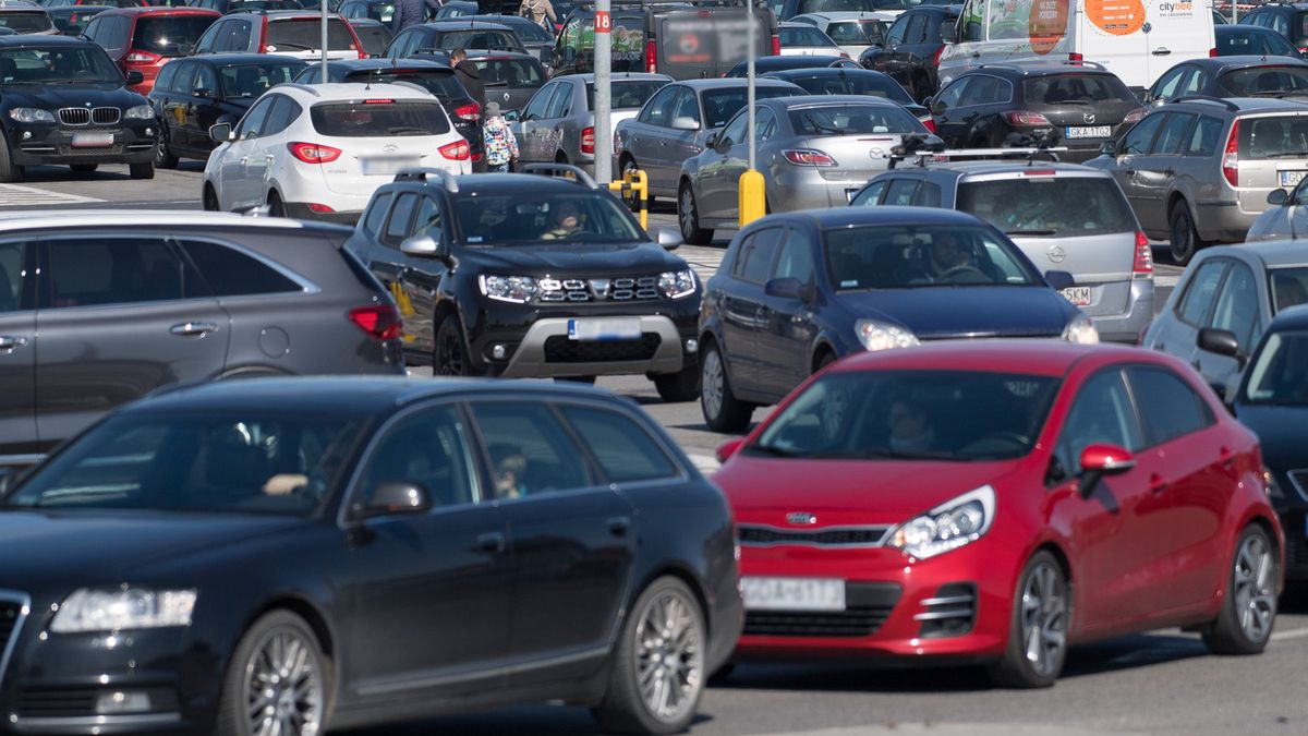 Popularność diesli wśród nabywców nowych aut gwałtownie maleje.