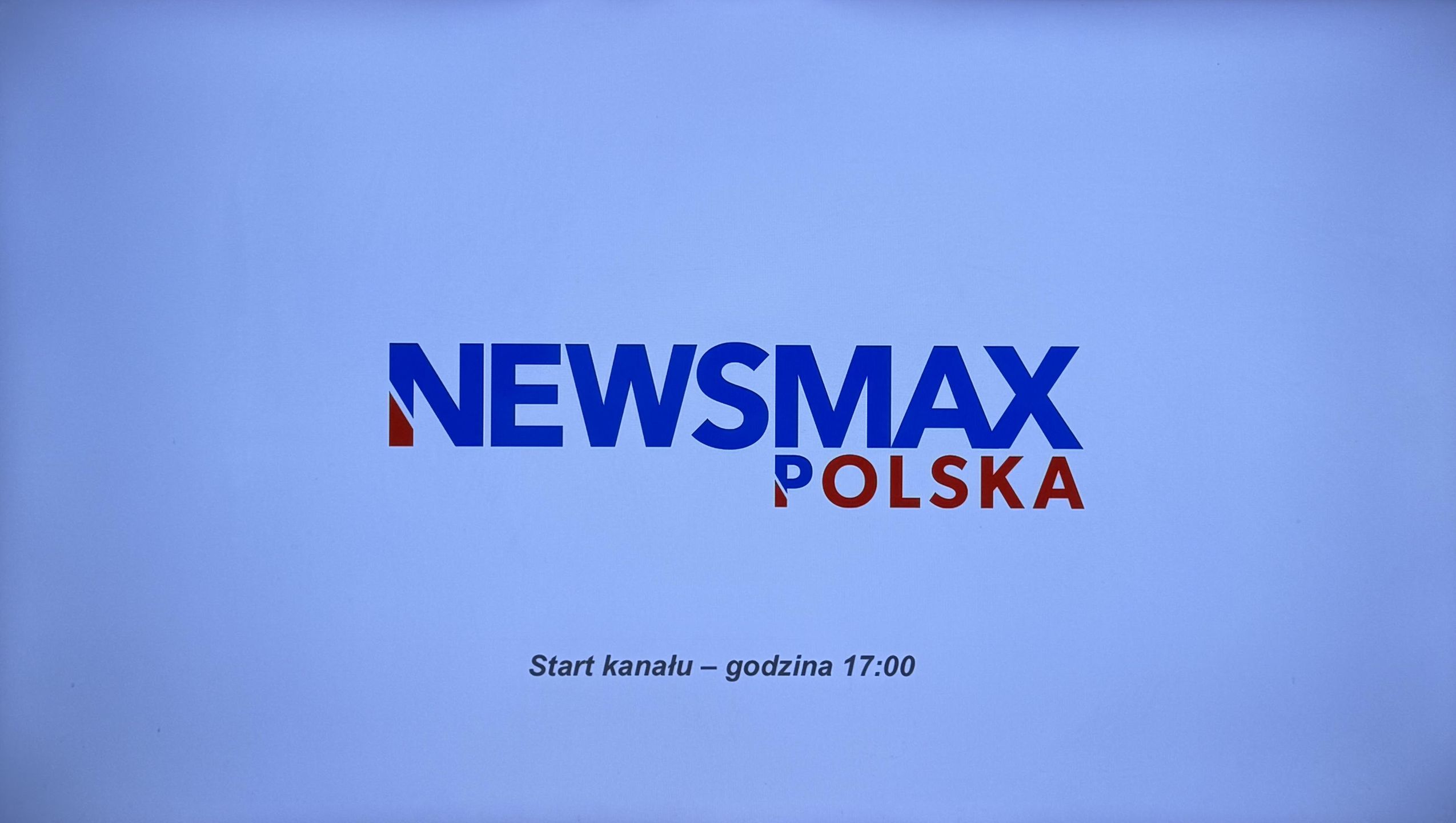 Plansza przed startem Newsmax Polska