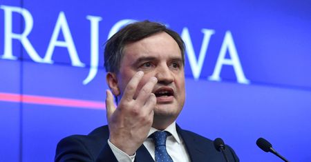Atak hakerów na Dworczyka. Ziobro komentuje
