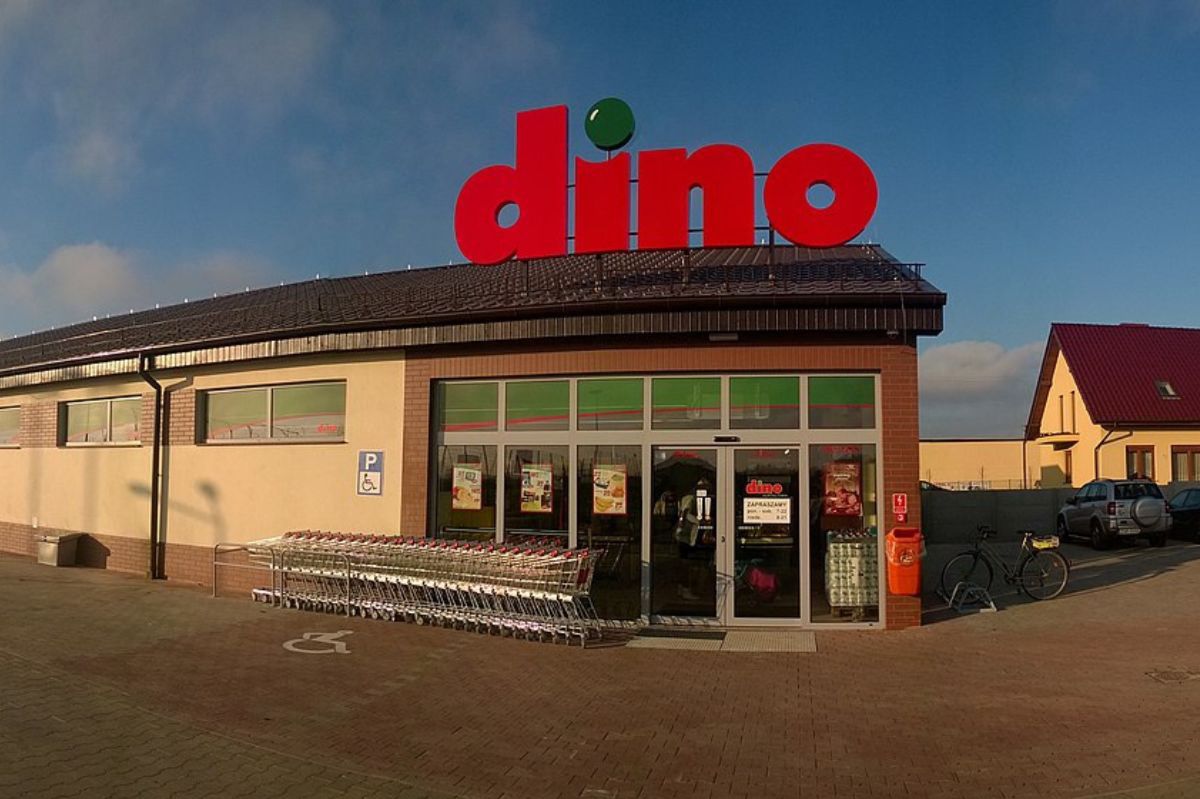 Nowa oferta Dino już od dziś. Tanie masło, owoce i słodkości w promocji