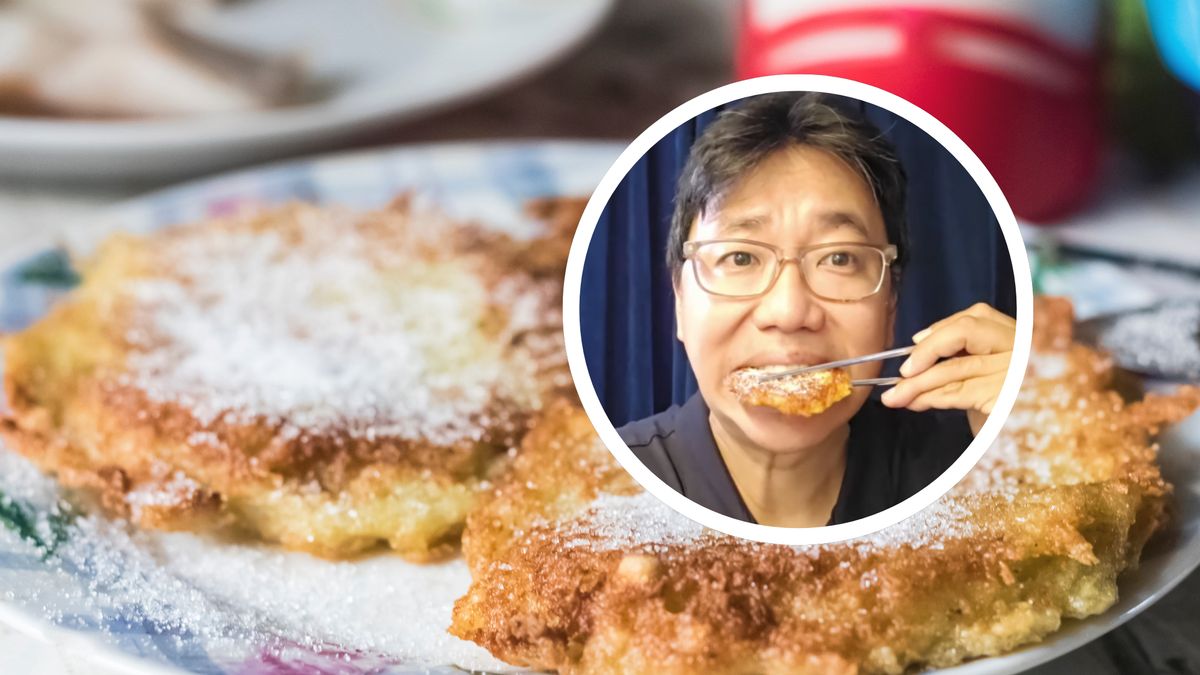 Koreańczyk próbuje placków ziemniaczanych z cukrem