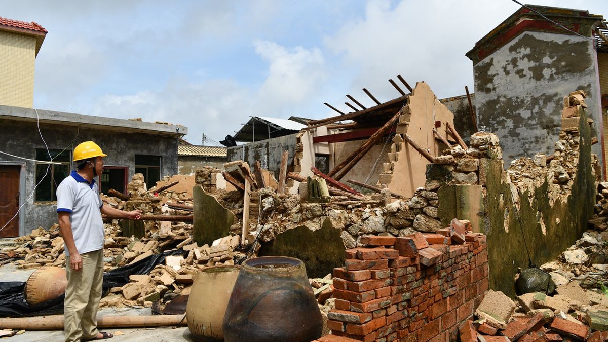 Wietnam przygotowuje się na tajfun.