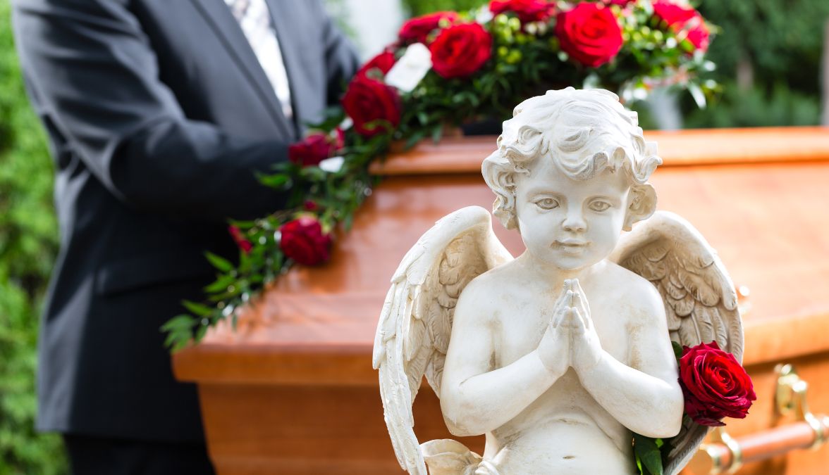 Te opłaty na cmentarzach są nielegalne