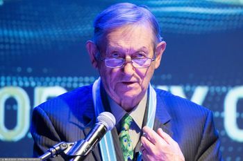 "Rosja jest w fazie schyłkowej". Prof. Davies mówił też o Polsce