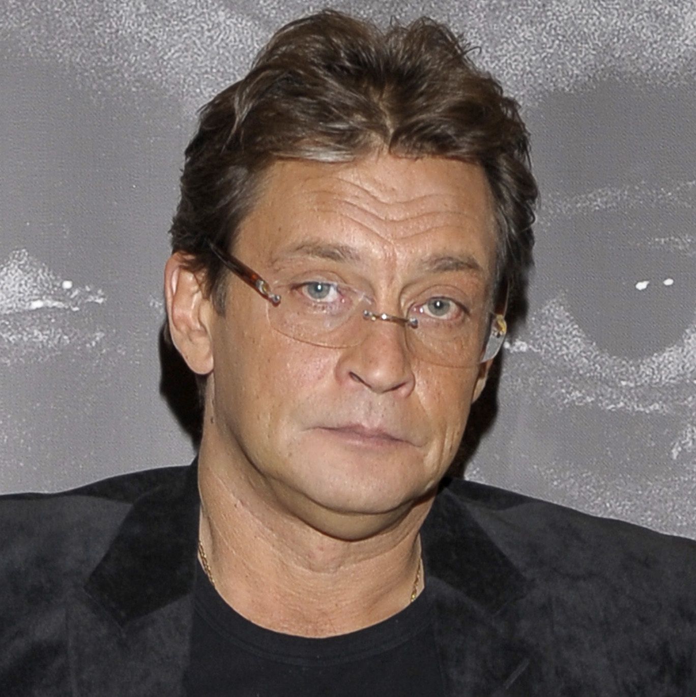 Aleksander Domogarov 