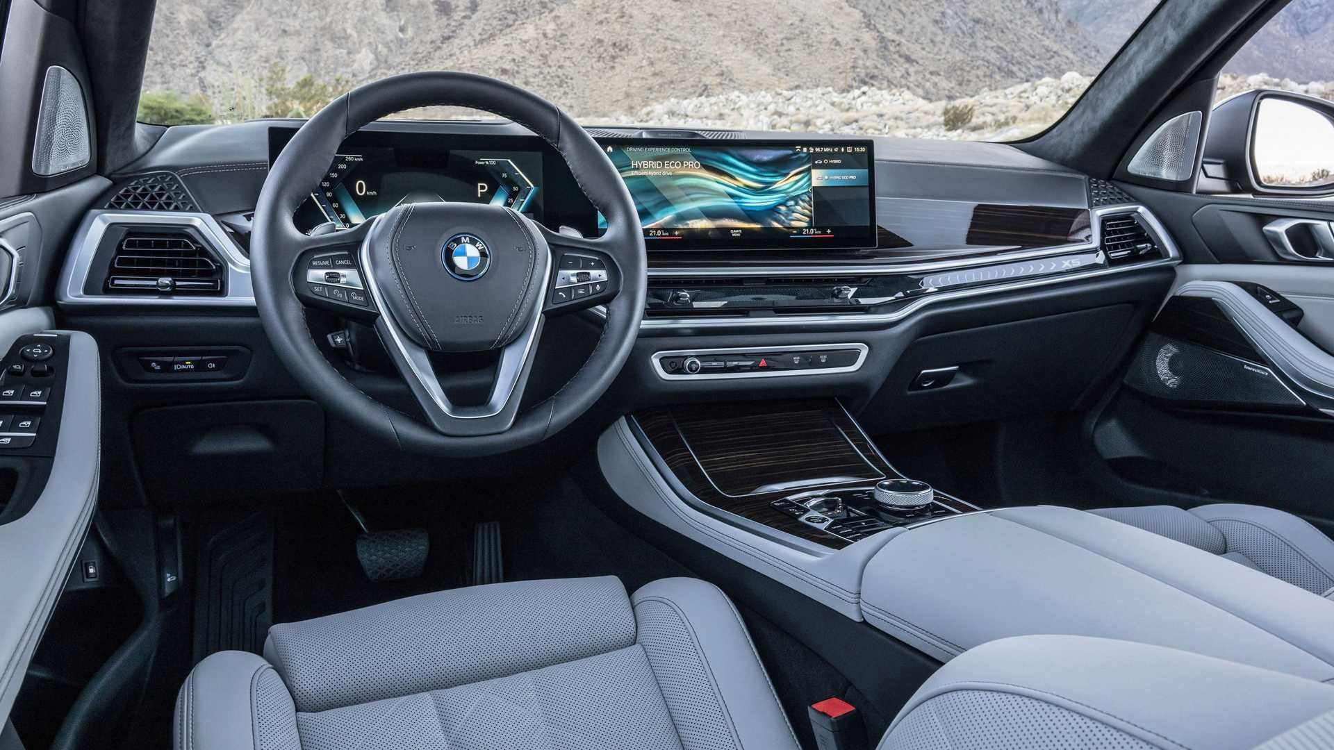 BMW X5 (2023)