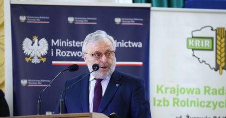 Dublowanie instytucji za 90 mln zł? Projekt PSL wzbudza kontrowersje