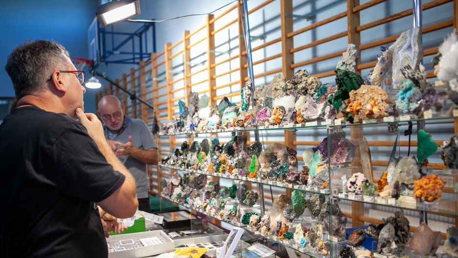 Giełda Minerałów, Skamieniałości i Wyrobów Jubilerskich.