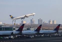 Loty do Iranu zawieszone. Chaos na ulicach stolicy