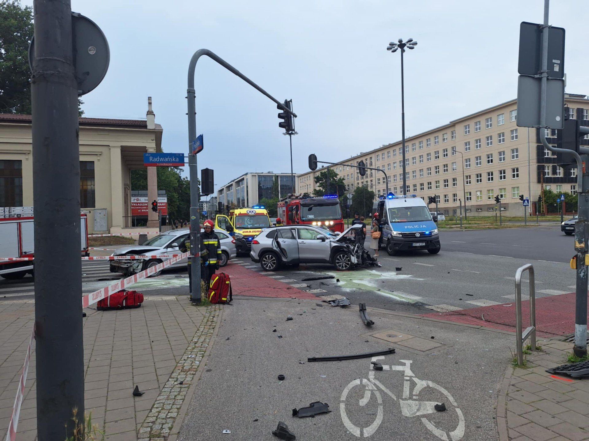18-latek w bmw uciekał przed policją