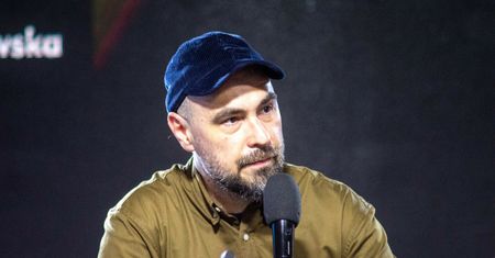 Żulczyk ostro o decyzji radnych ws. prohibicji w Warszawie