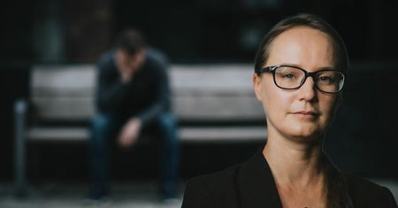 Kryzys dotyka tysięcy Polaków. "Może być uśmiechnięty, a w środku umierać"