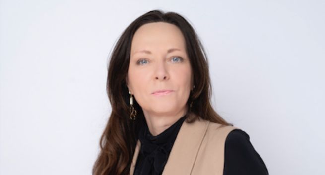 Dziennikarka "Gazety Wyborczej" w Polskim Radiu. Prowadzi nowe wydanie "Gościa Jedynki"