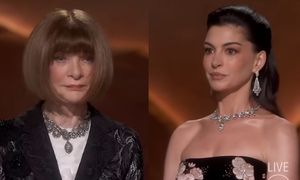 Anna Wintour odegrała na Oscarach inspirowaną filmem "Diabeł ubiera się u Prady" scenkę z Anne Hathaway. Ma dystans? (WIDEO)