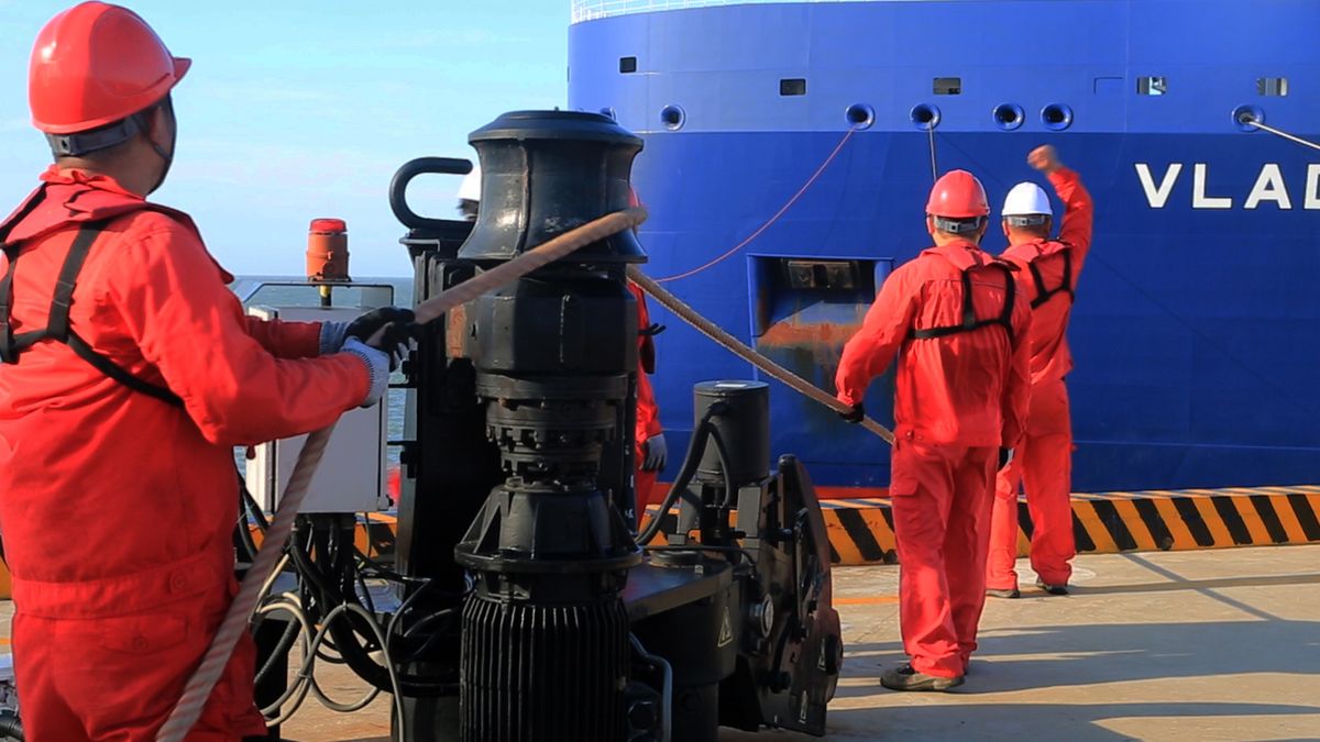 Rosja miała plan na podbicie rynku LNG. Piąty pakiet sankcji go pokrzyżował