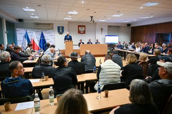 Czasowy kompromis w sprawie opłaty targowej w Zakopanem. Kupcy i burmistrz siadają do rozmów jesienią