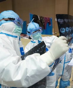 Chiny. Nowe zakażenia koronawirusem, w mieście wprowadzono częściowy lockdown