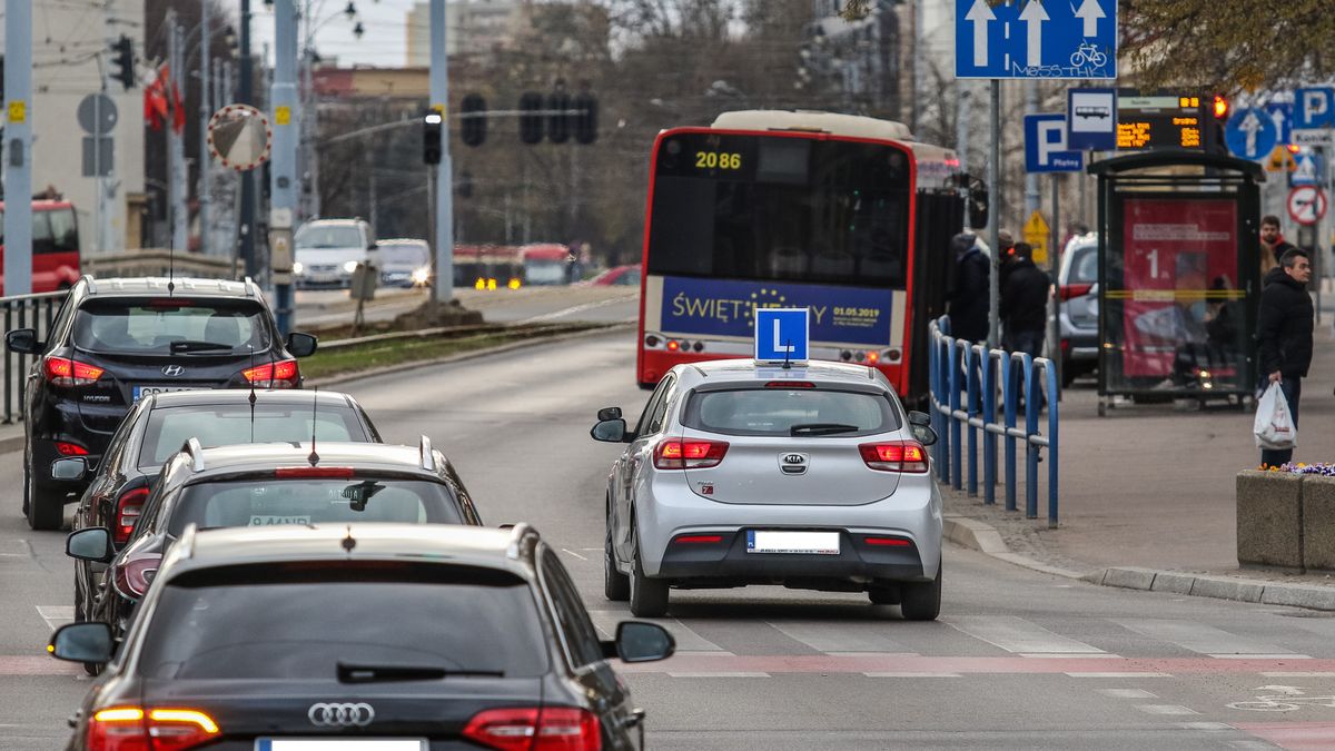 Ministerstwo twierdzi, że po powrocie do normalngo trybu pracy WORD-ów, liczba chętnych nie zmieni się