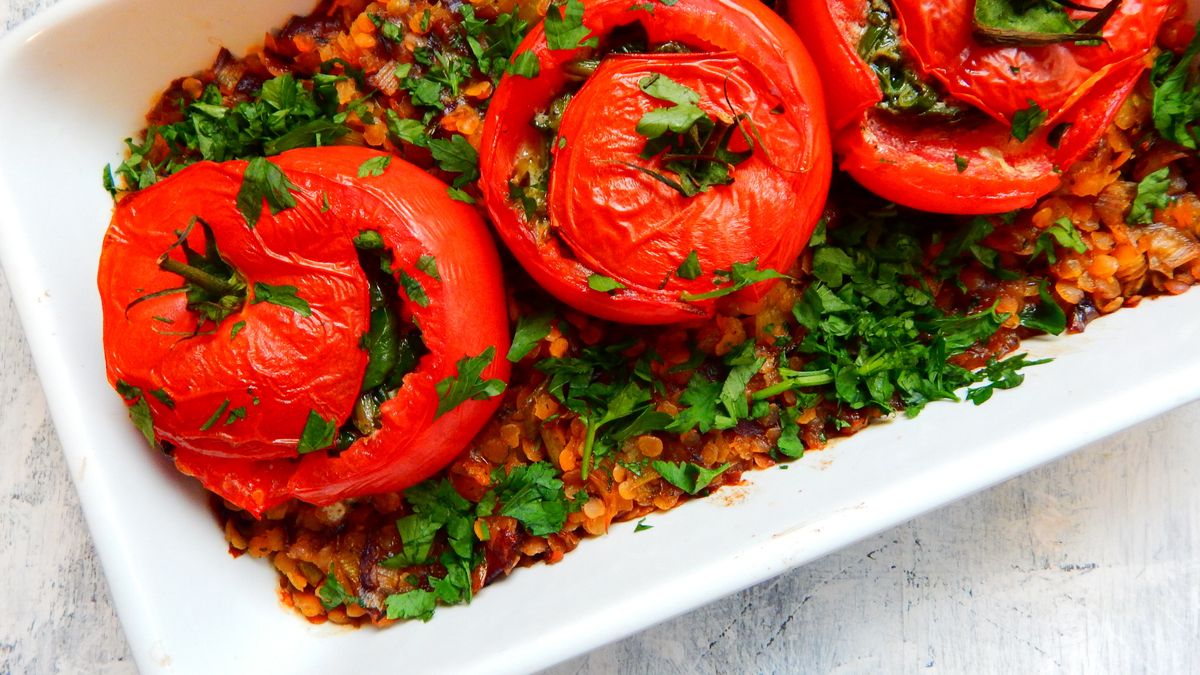 Pomidory świetnie nadają się do faszerowania. 