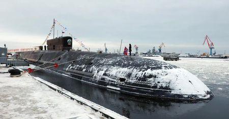 Okręt podwodny K-553 Generalissimus Suworow. Rosja skierowała go na Daleki Wschód