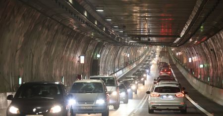 Blisko 5 milionów kierowców w tunelu pod Świną. "Spektakularna inwestycja"