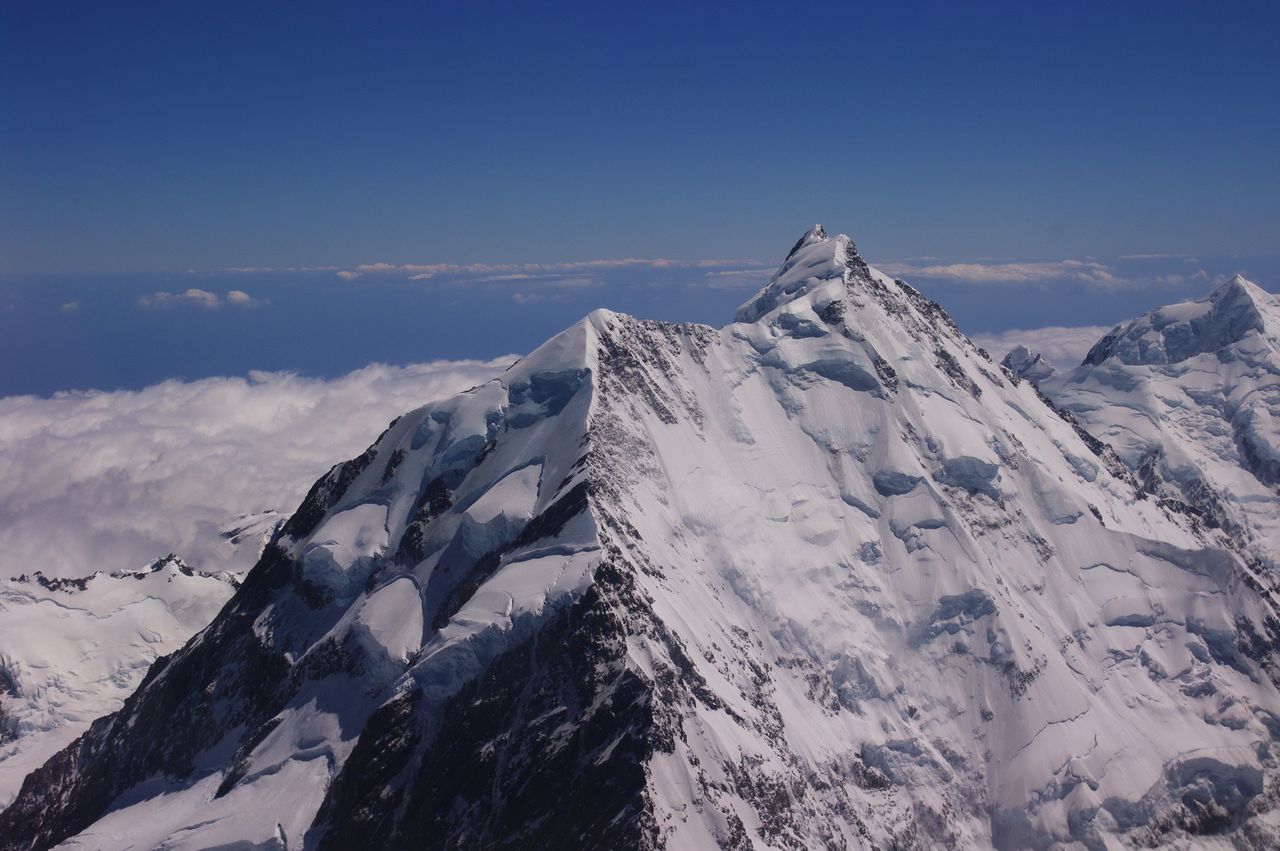 Tragedia w Alpach Południowych. Dwaj alpiniści zginęli podczas wejścia na najwyższy szczyt Nowej Zelandii.