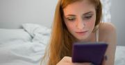 Kulisy pracy nowoczesnej dziewczyny na telefon. "Wielu z nich chce, bym ich upokarzała"