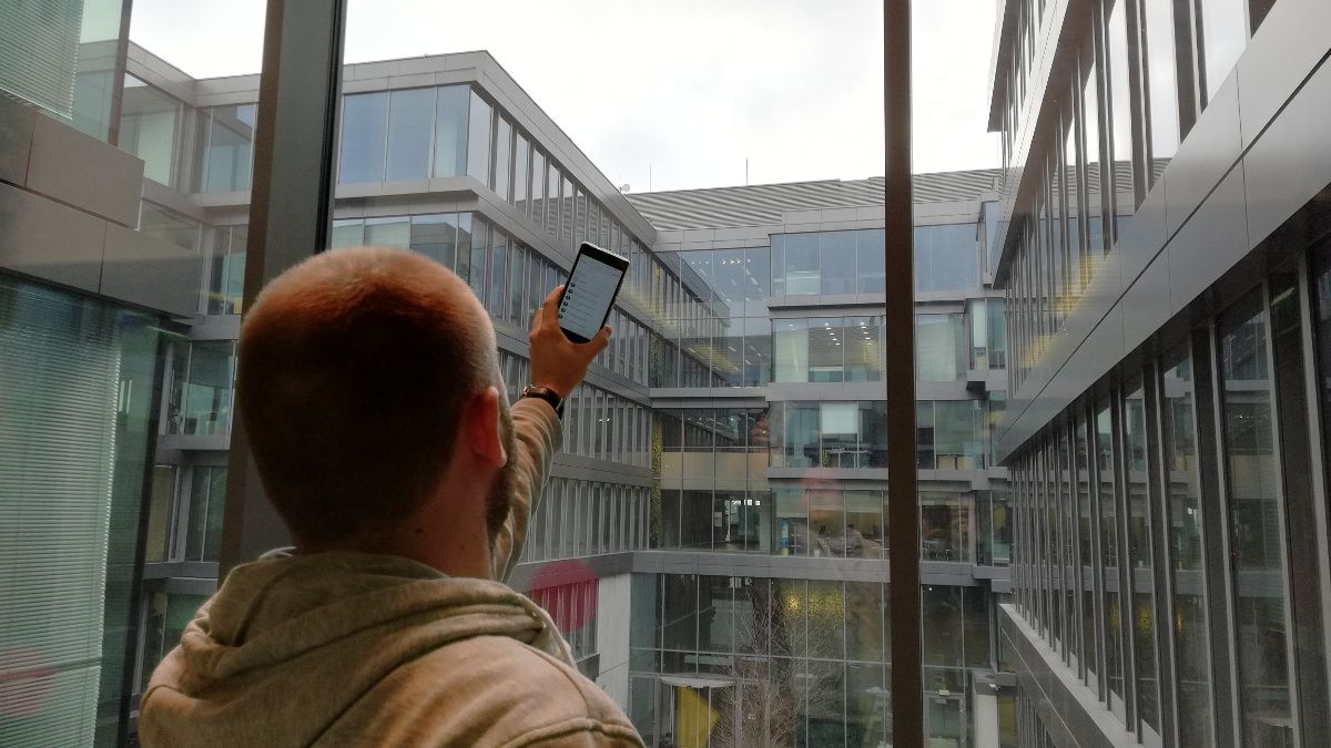 Nowe maksymalne stawki weszły w życie we wszystkich 28 krajach UE. 